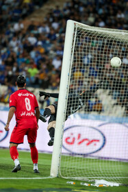 یک چهارم نهایی رقابتهای جام حذفی؛ دیدار تیمهای استقلال و نساجی 3