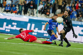 یک چهارم نهایی رقابتهای جام حذفی؛ دیدار تیمهای استقلال و نساجی 10