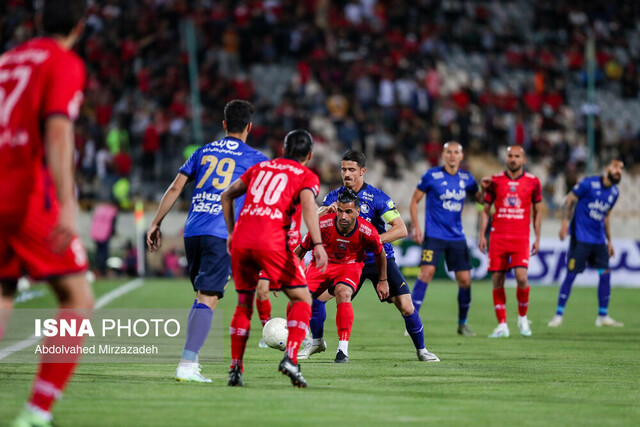 کریم اسلامی: داور باید برای ما پنالتی میگرفت