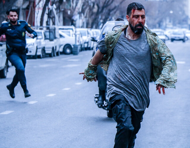 رحمت خروس باز کجا از شهرام «خوشنام» جدا می شود؟ 2