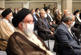 دیدار مسئولان و کارگزاران نظام با مقام معظم رهبری