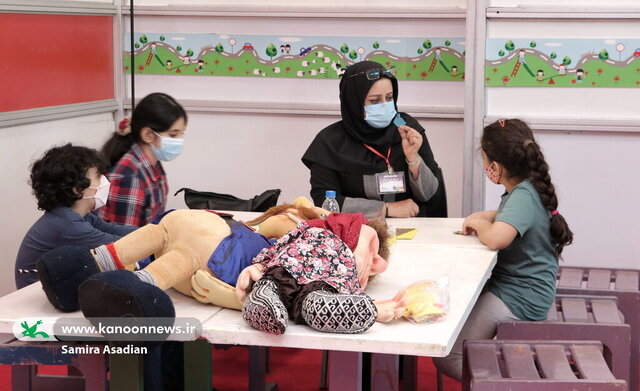 آموزش «اوریگامی» در نمایشگاه اسباببازی