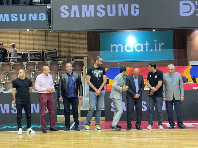 حواشی بازی تیمهای شهرداری گرگان و شیمیدر / از کتاب آتشی رونمایی شد