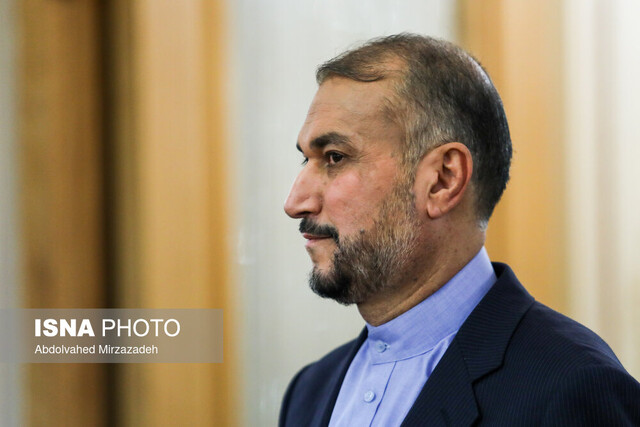 پیام تبریک وزیر امور خارجه به وزیران امور خارجه کشورهای اسلامی پیام تبریک وزیر امور خارجه به وزیران امور خارجه کشورهای اسلامی