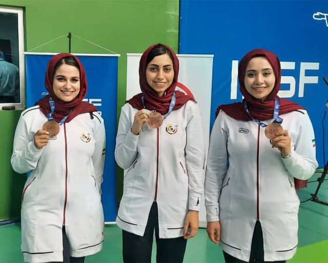 تیم تفنگ زنان به مدال برنز جام جهانی رسید/ تیم مردان پنجم شد