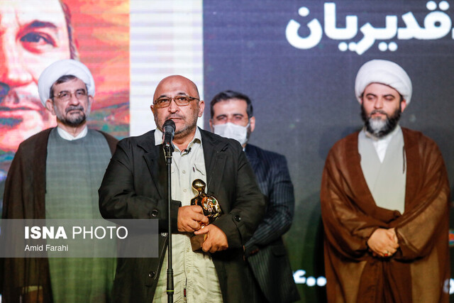 عبدالحمید قدیریان چهره برگزیده هفته فرهنگ و هنر انقلاب شد
