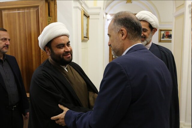 دیدار نماینده آیتالله سیستانی در روسیه با سفیر ایران در مسکو