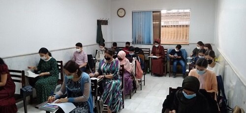 دوره بهاری آموزش زبان فارسی در عشق‌آباد