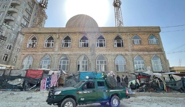 داعش مسؤولیت انفجار مسجد مزار شریف را برعهده گرفت/شهدای انفجار به ۴۵ تن افزایش یافتند