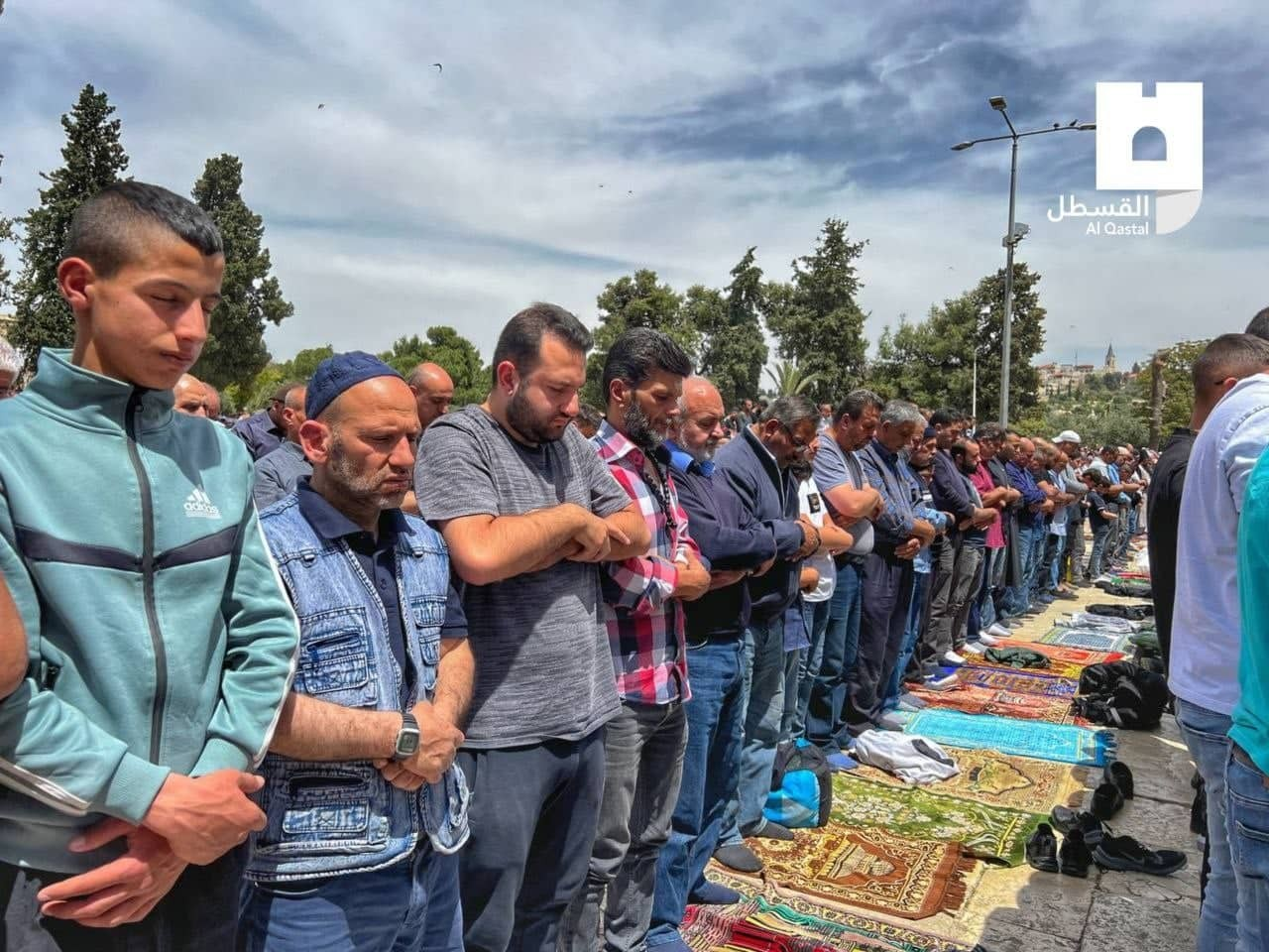 اقامه نماز جمعه در مسجدالاقصی با حضور هزاران فلسطینی