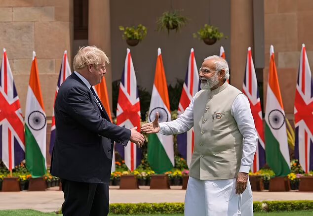 جانسون در دهلی؛ رونمایی رهبران هند و انگلیس از شراکت امنیتی و نظامی جدید دو کشور