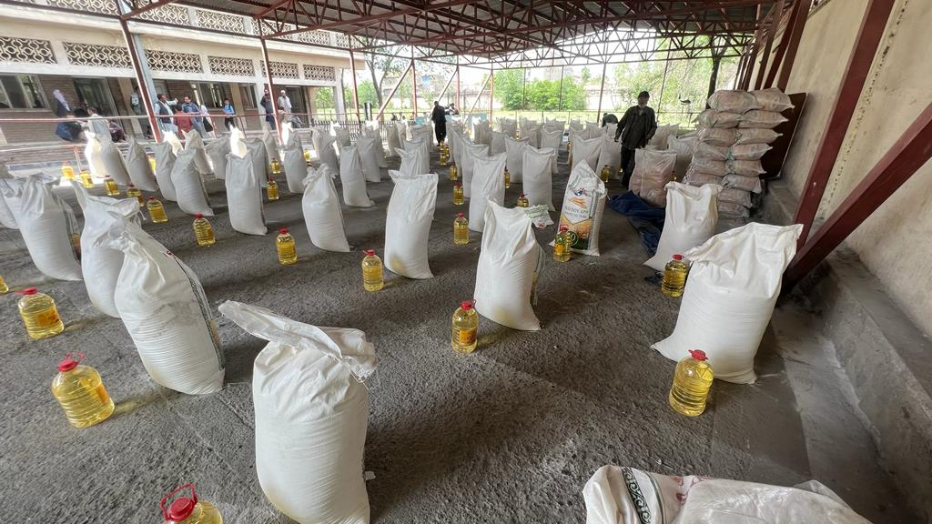 توزیع کمکهای ایران بین بازماندگان حوادث تروریستی اخیر در کابل