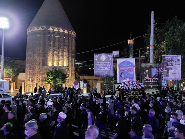 مراسم تشییع نمادین "پدر امت" در ورامین برگزار شد