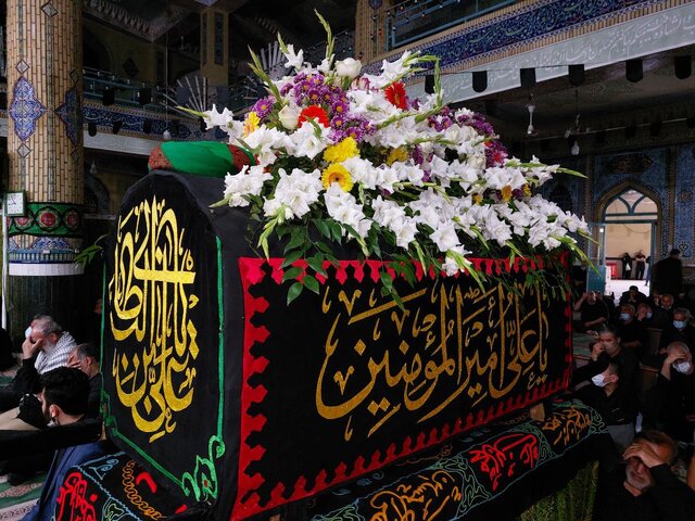 مراسم تشییع نمادین "پدر امت" در ورامین برگزار شد