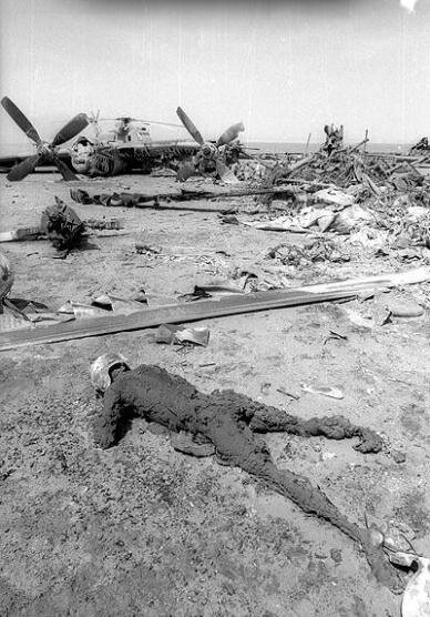 ماموریت شنهای طبس در رسوایی اسکادران آمریکایی