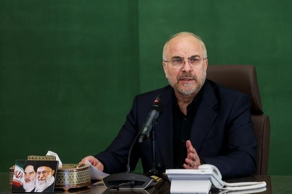 مجلس و دولت باید در کنار هم مشکلات را حل کنند
مجلس و دولت باید در کنار هم مشکلات را حل کنند