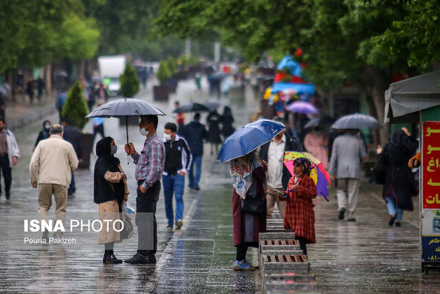 بارش باران در ۲۷ استان/ وزش باد شدید در ۱۳ استان