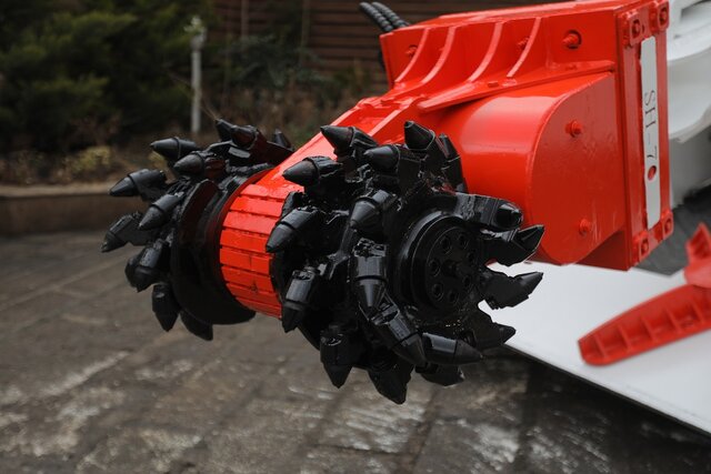 ساخت تجهیزات ضد انفجار حفاری و استخراج معادن بومیسازی شد/صدور مجوز اروپا