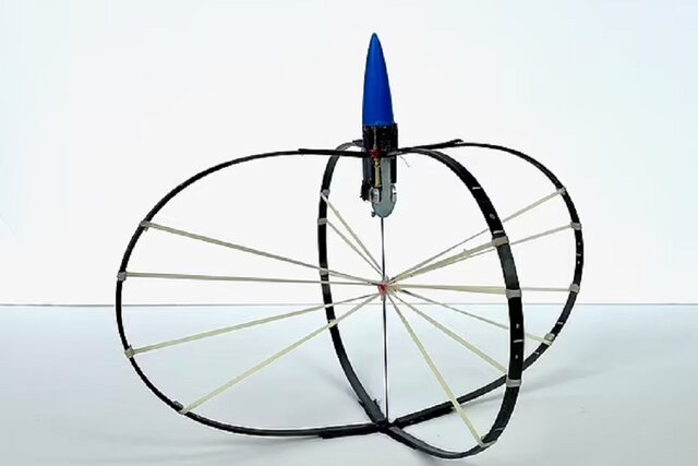 رباتی که تا ۱۰۰ برابر طول خود به هوا میپرد! رباتی که تا ۱۰۰ برابر طول خود به هوا میپرد!