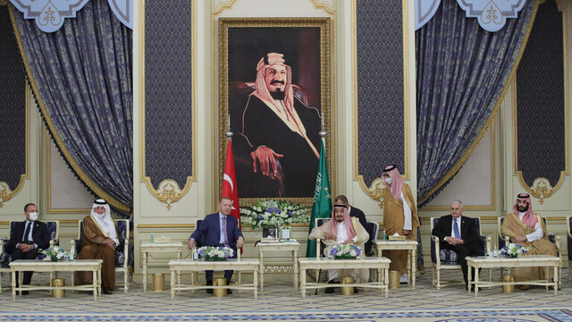 دیدار اردوغان با پادشاه و ولیعهد سعودی در جده دیدار اردوغان با پادشاه و ولیعهد سعودی در جده
