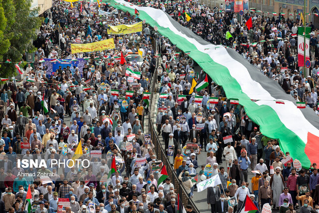 عکس: آرشیو راهپیمایی روز قدس امسال از ویژگیهای متفاوت و قابل توجهی برخوردار است