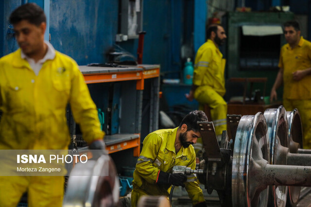 افزایش دستمزد ۲۷ درصدی، مغایر با قانون کار است/ قوانین اشتغال نیازمند بازنگری