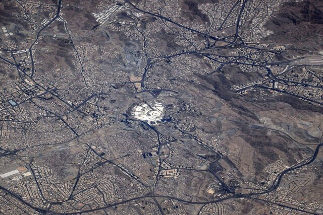 تبریک آژانس فضایی اروپا به مناسبت عید سعید فطر تبریک آژانس فضایی اروپا به مناسبت عید سعید فطر