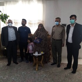 دیداری با خانواده یک سرباز شهید