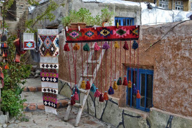 روستای تاریخی عنبران