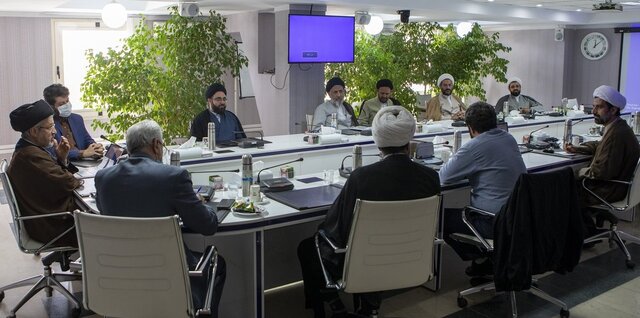 بیش از ۹۲ درصد مردم ایران به زیارت امام رضا (ع) رفتهاند