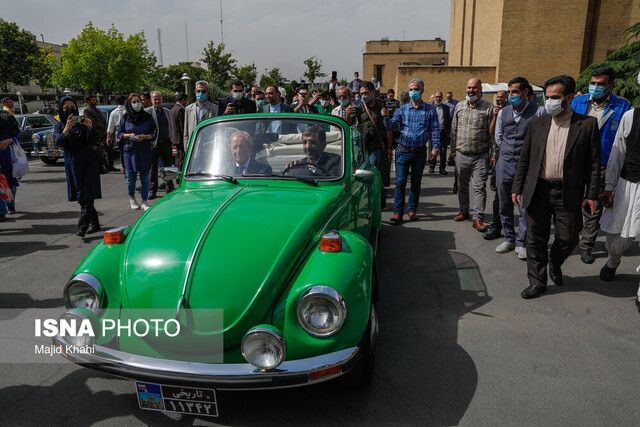توضیحات ضرغامی درباره سفرهای حاشیهسازش