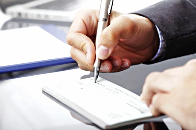 آشنایی با وظایف وکیل چک