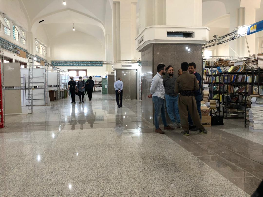 گشتی در روز چهارم نمایشگاه کتاب تهران