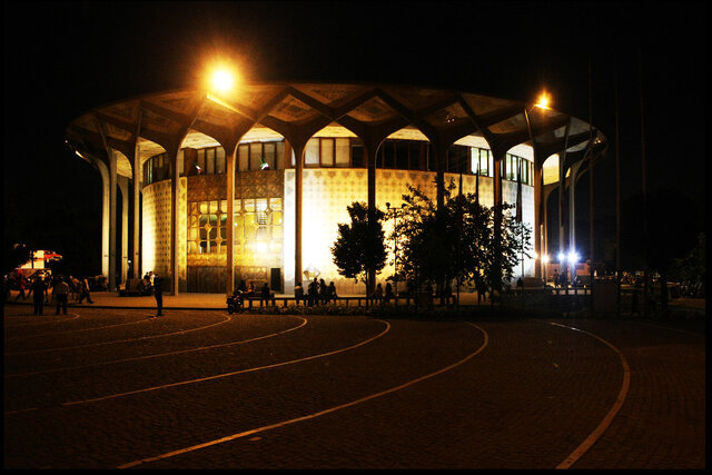 تئاتر ۲۵ شهریور ماه تعطیل است
 تئاتر ۲۵ شهریور ماه تعطیل است