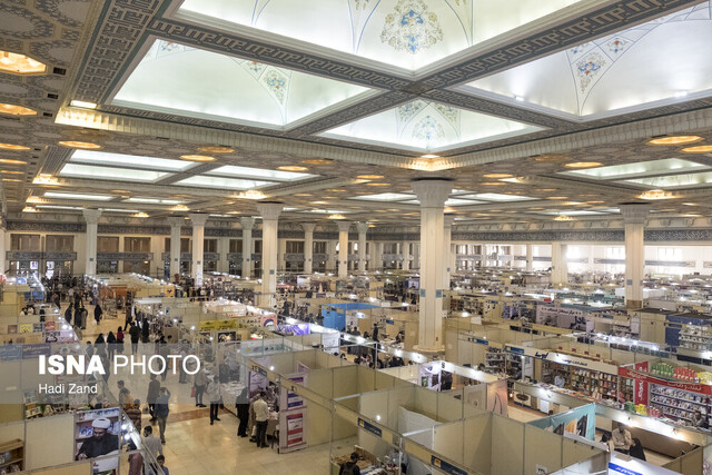 ادامه فعالیت نمایشگاه کتاب از فردا ادامه فعالیت نمایشگاه کتاب از فردا