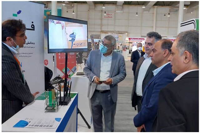 رونمایی از اولین نمونه مودم 5G شرکت دانش بنیان موج آینده فرافن