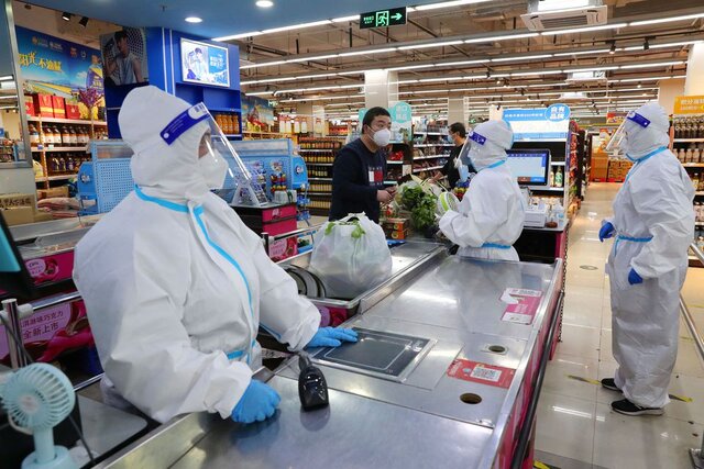 تصمیم شانگهای برای کاهش قرنطینه کرونایی
