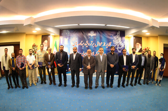 شاهنامه خوانی شمسی فضلاللهی در روز بزرگداشت فردوسی