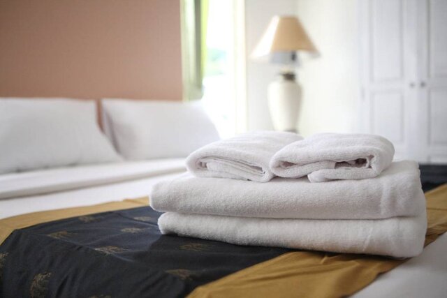 هتل های غرب تهران در کدام مناطق قرار دارند ؟