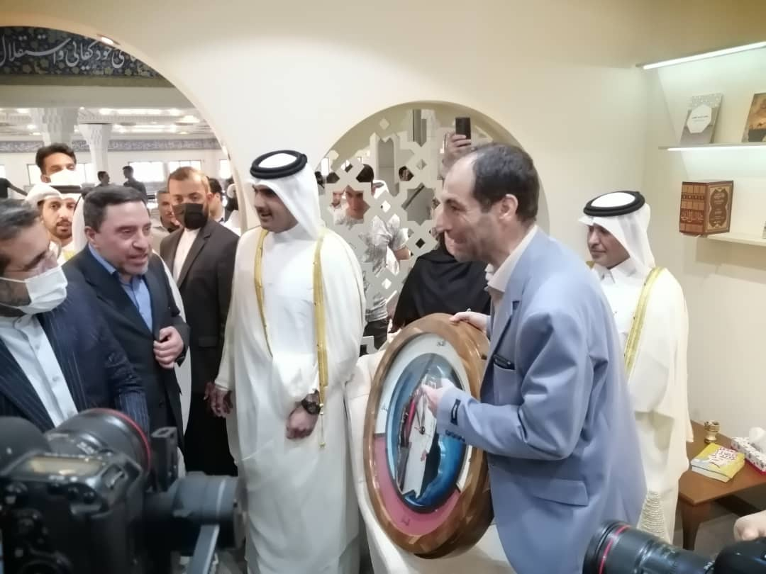بازدید وزیر فرهنگ قطر از نمایشگاه