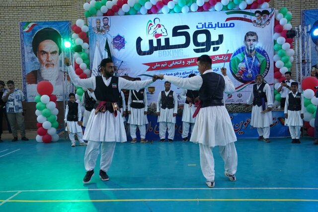 برگزاری افتتاحیه مسابقات انتخابی تیم ملی بوکس/ رقص محلی با چوب و شمشیر