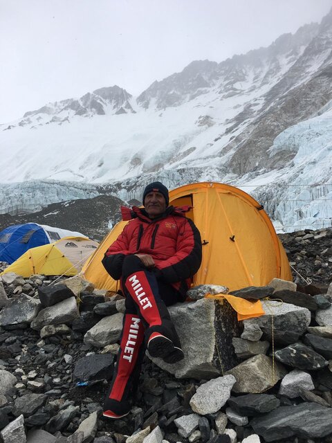 روایت صعود ۴۰ هزار دلاری مسنترین ایرانی به اورست