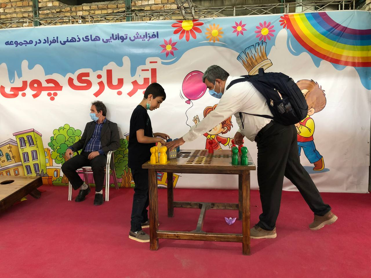 روز صف و هیاهو در نمایشگاه کتاب