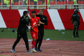 تراکتور و صنعت نفت ۳ بر صفر برنده شدند/ لیگ برتر ۲۱ بالاخره تمام شد