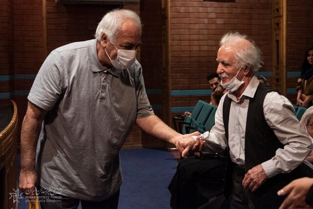 از توجه به فیلمم چندان خوشحال نیستم از توجه به فیلمم چندان خوشحال نیستم