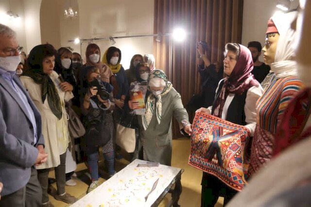 از سیر تحول بنز تا لباسهای ملکههای ارمنی