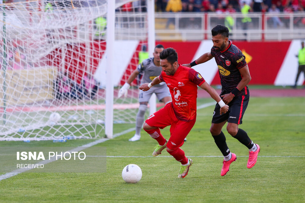 File:Sepahan FC vs Tractor Sazi FC, 20 October 2022 - 06(cropped2