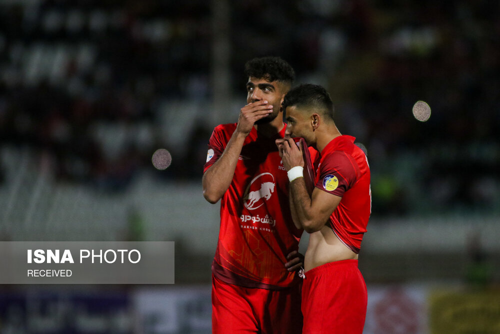 Iranian football clubs: Persepolis F.C., Esteghlal Tehran FC, Machine Sazi  Tabriz F.C., F.C. Aboomoslem, Sepahan Isfahan FC, Payam Mashhad F.C., Zob   Sazi F.C., Foolad F.C., Sanat Naft F.C.