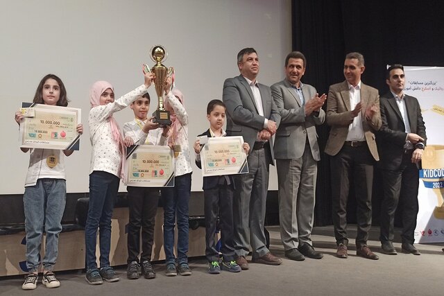 برگزیدگان مسابقات “کید کد مدرس” معرفی و تقدیر شدند برگزیدگان مسابقات “کید کد مدرس” معرفی و تقدیر شدند
