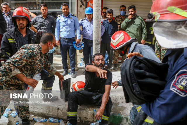 اعزام ۲۰ آمبولانس و بالگرد از اهواز به محل حادثه ریزش ساختمان در آبادان